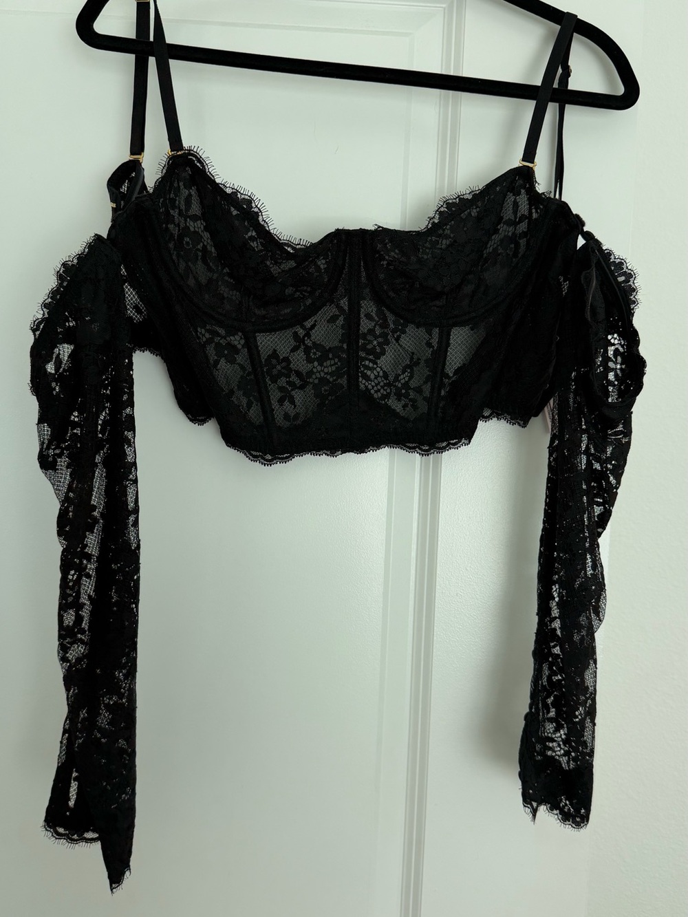 Black Lace Victoria’s secret Corset (with removable sleeves!)